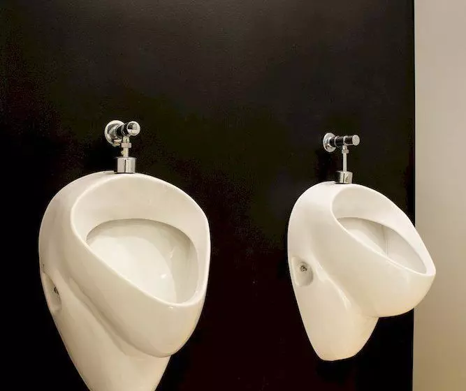 هتل Hostel Tresor