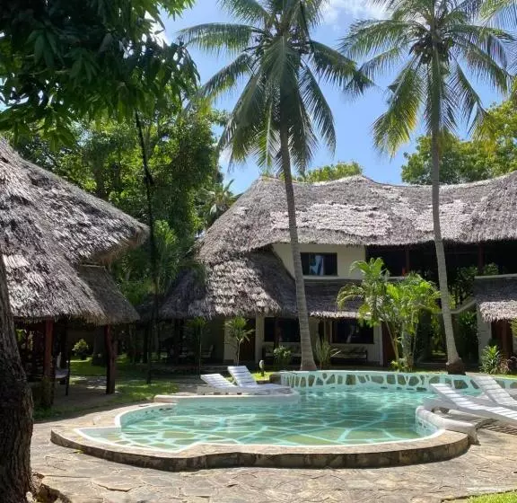 هتل Kilili Baharini Resort & Spa