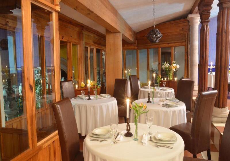 هتل Mision Patzcuaro Centro Historico