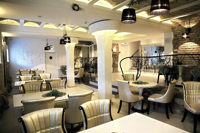 هتل Moon Garden Boutique