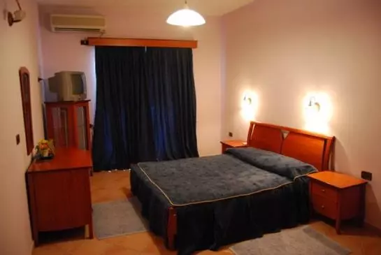 ホテル New Heaven