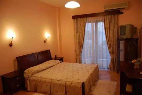 ホテル New Heaven