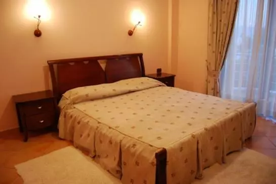 ホテル New Heaven