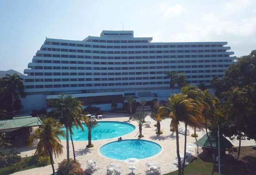 هتل Paradise Puerto La Cruz