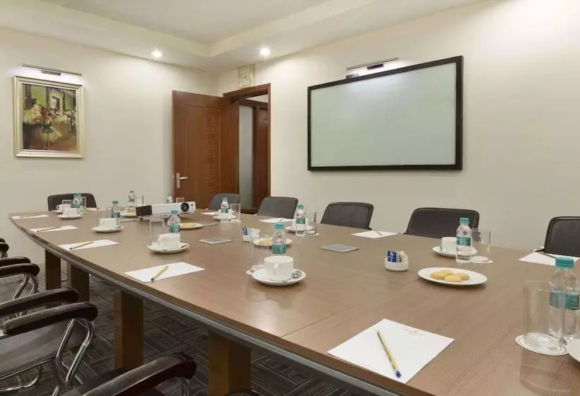 فندق Ramada By Wyndham Amritsar