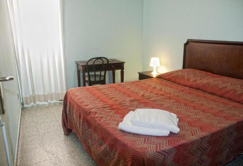 فندق Residence Riva Gaia