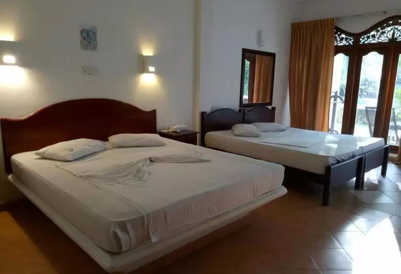 Отель Sandali Walauwa