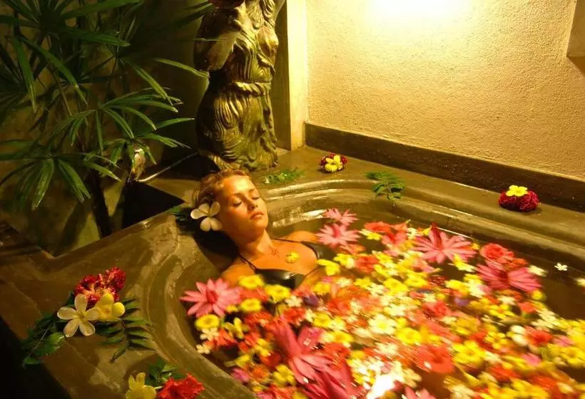 Отель Sandali Walauwa