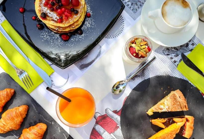 בית מלון כפרי Tiffany & Resort