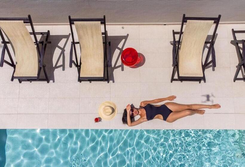 בית מלון כפרי Tiffany & Resort