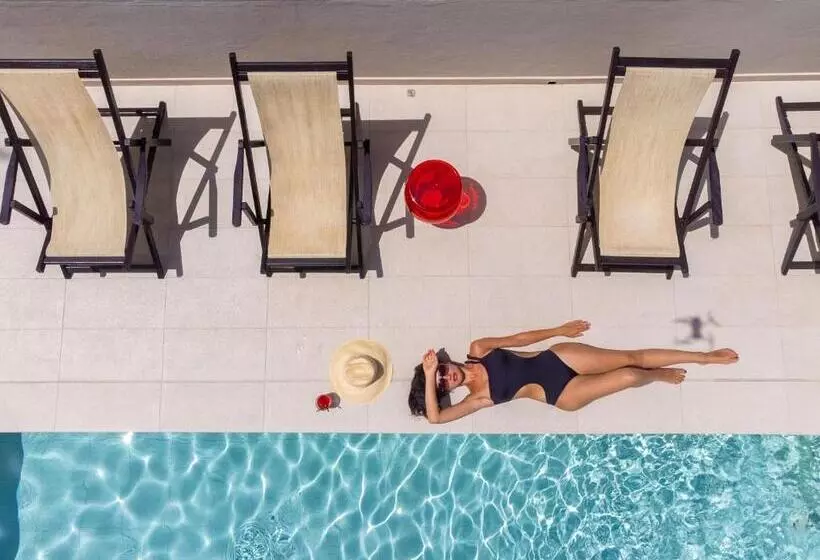 酒店 Tiffany & Resort