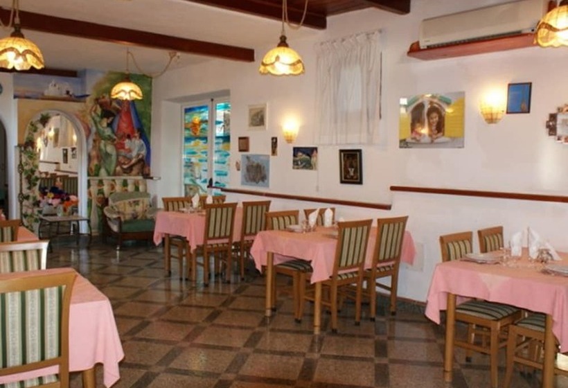 אתר נופש Aparthotel Villa Marinù