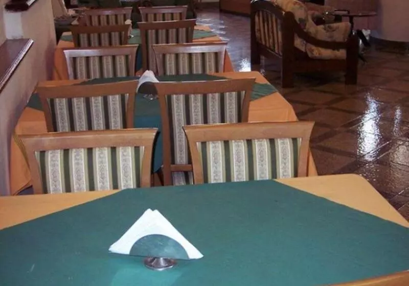 渡假胜地  Aparthotel Villa Marinù