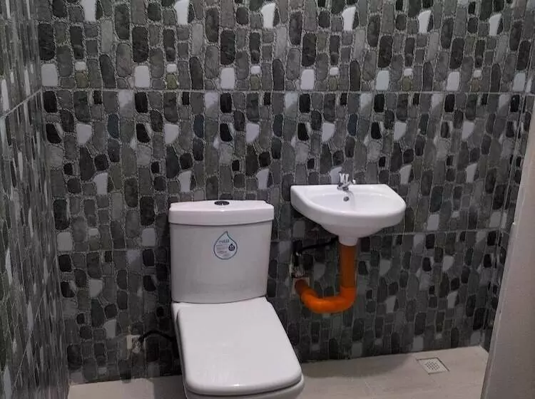 Hotelli Mope Beach Resort