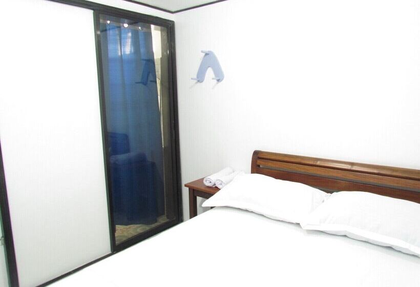 호텔 Mope Beach Resort