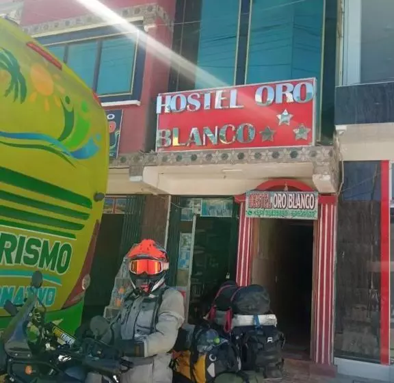 هتل Oro Blanco