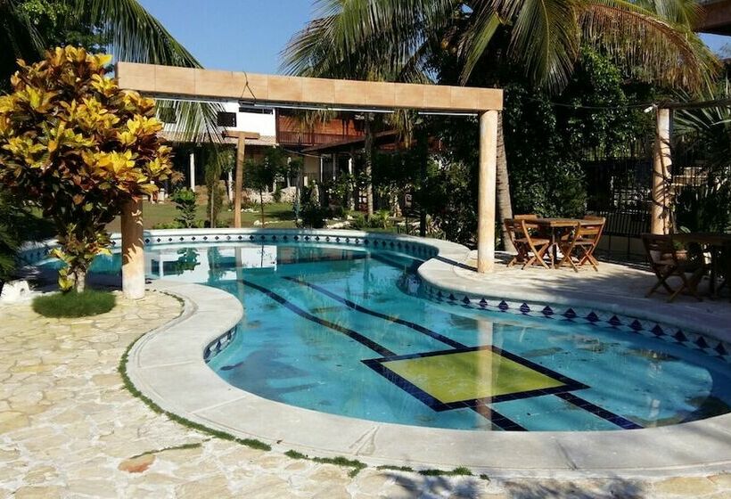 هتل Palomino Ranch