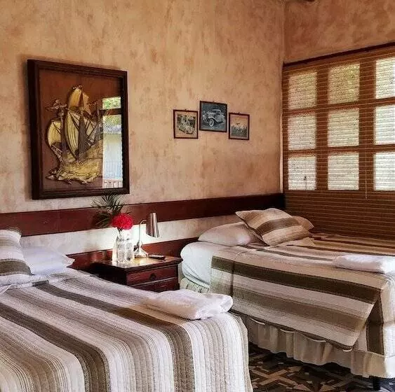 هتل Palomino Ranch
