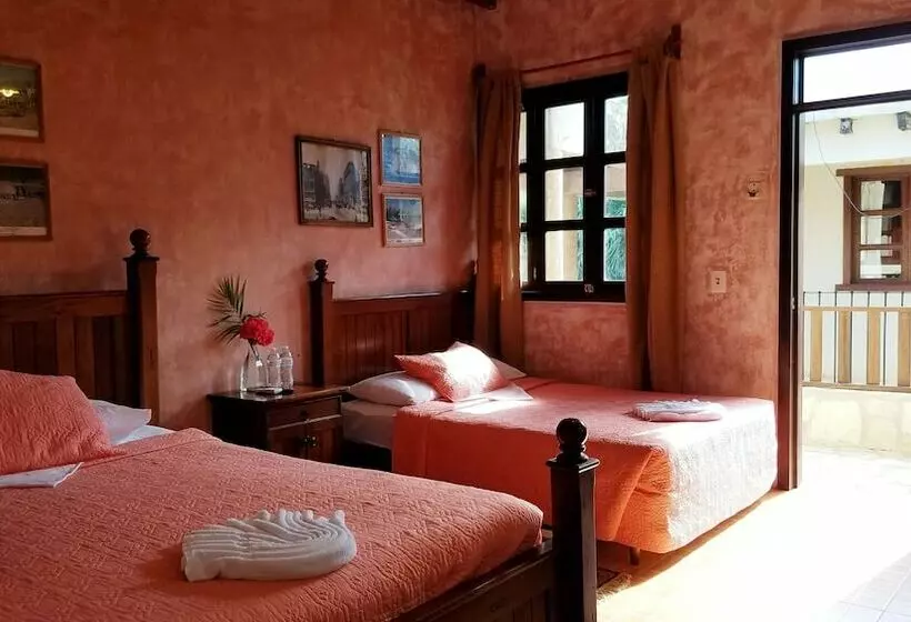 هتل Palomino Ranch