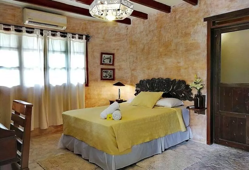 هتل Palomino Ranch