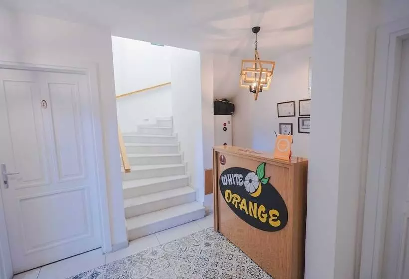 هتل White Orange