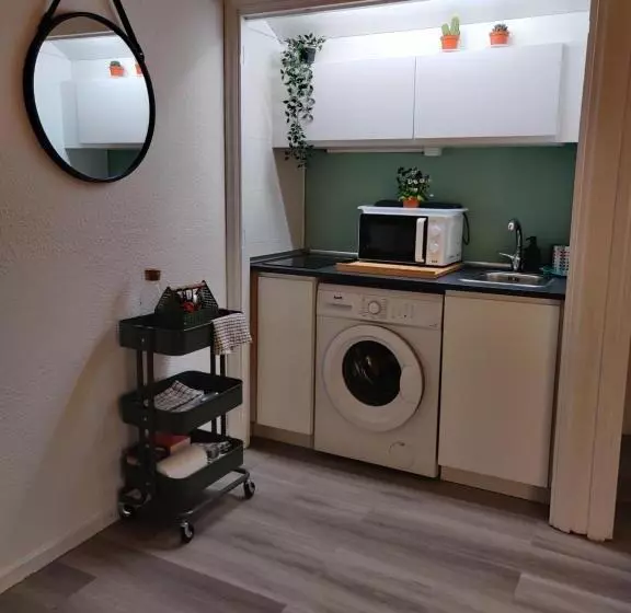 Luxury Apartment With Pool View