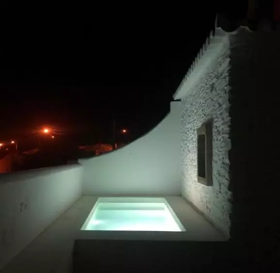 پانسیون Herdade De Alagães