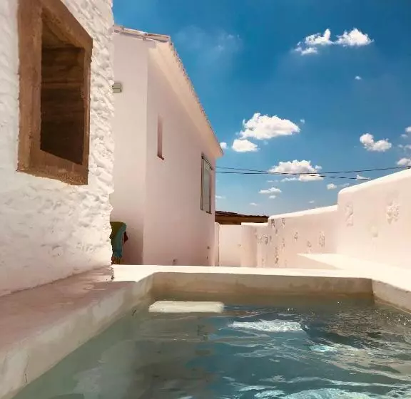 پانسیون Herdade De Alagães