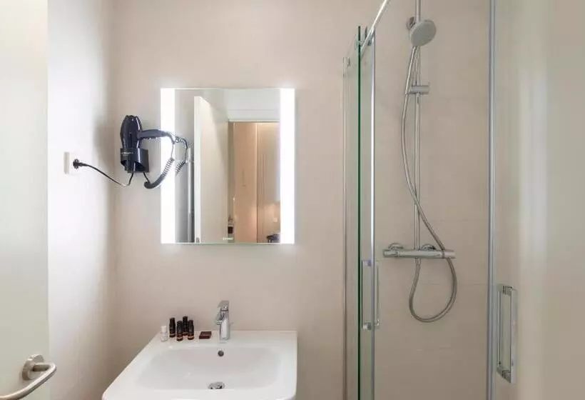 پانسیون Prado Rooms 46   Darya Living