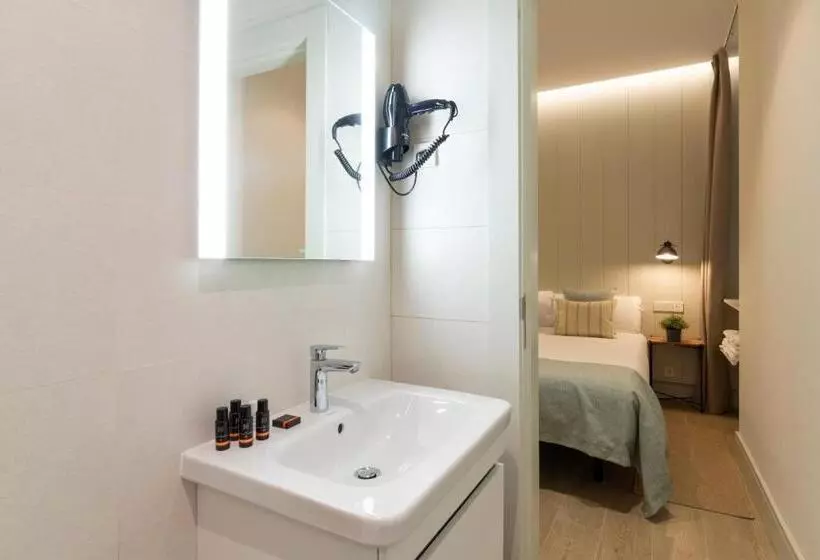 پانسیون Prado Rooms 46   Darya Living