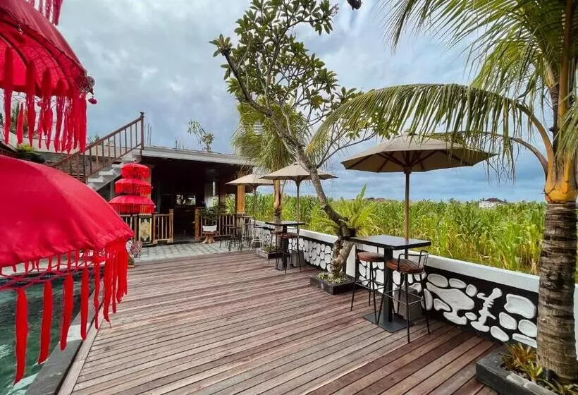 Surfers Villa And Resorts Medewi