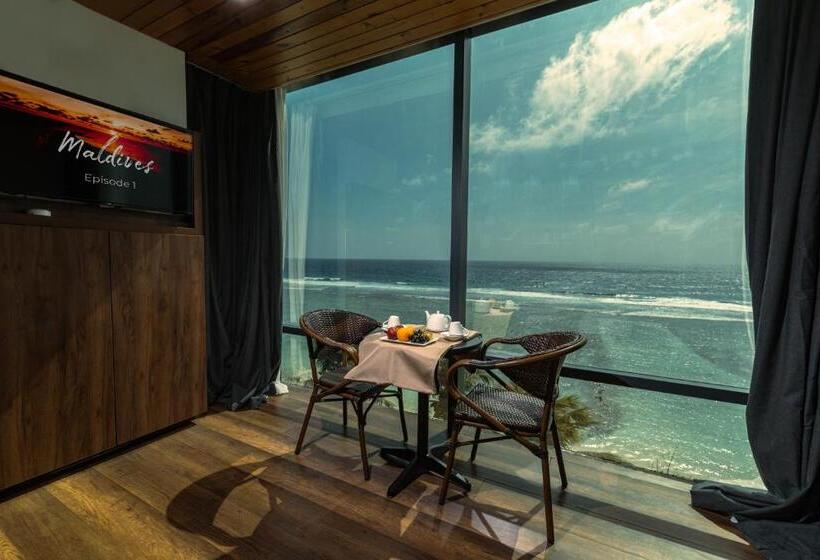 هتل Chen Beach Inn