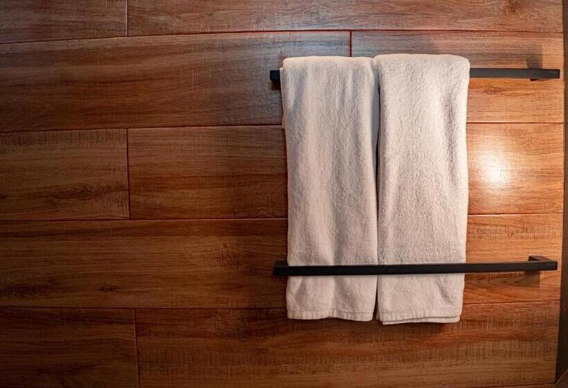 هتل Chen Beach Inn