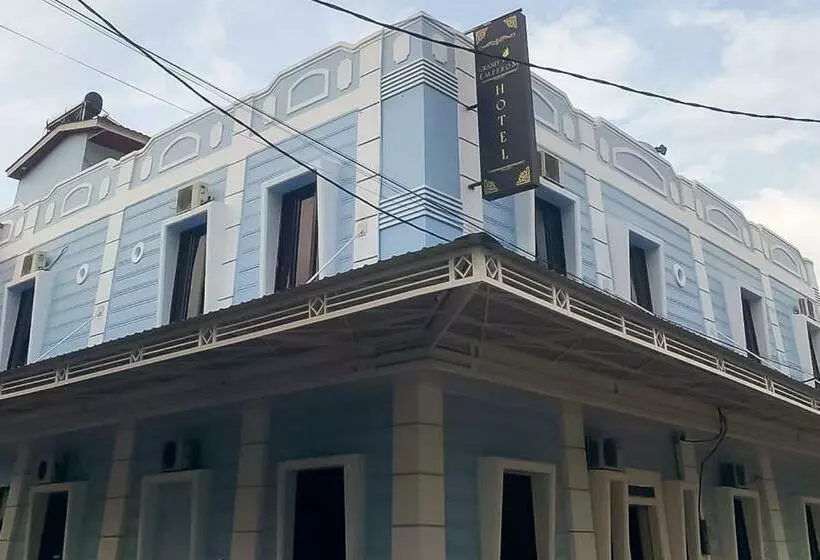 Grand Emperom Hotel Mitra Reddoorz