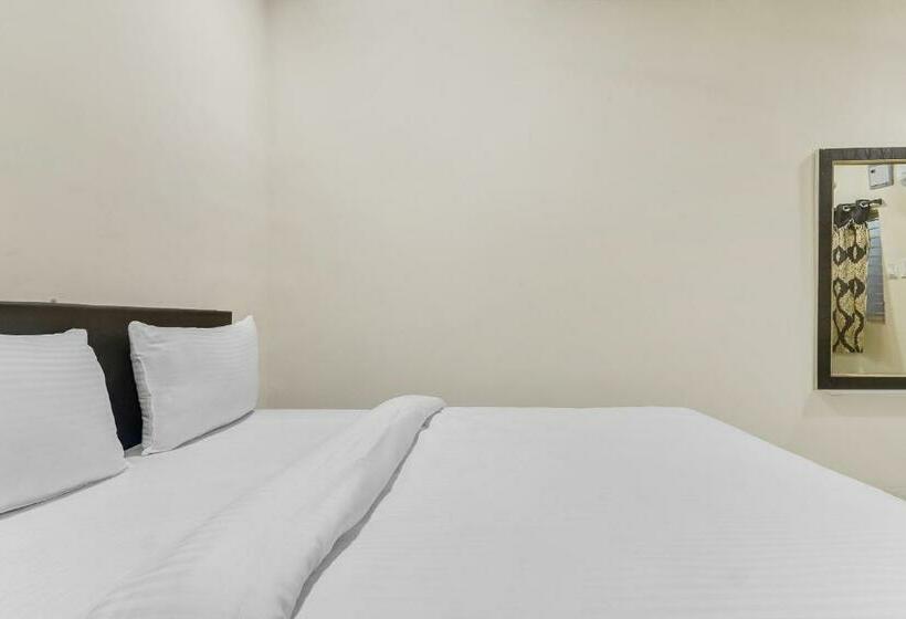 Hotel Oyo 86527 Vijay Residency