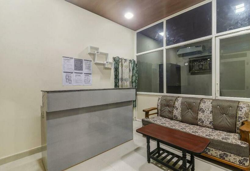 Hotel Oyo 86527 Vijay Residency