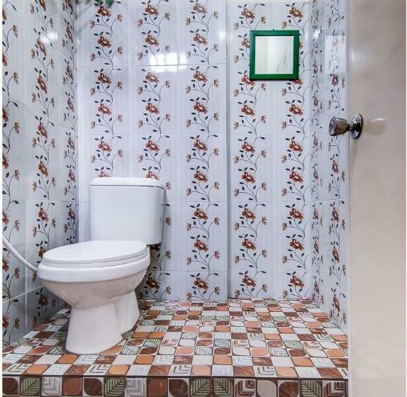 בית מלון כפרי Oyo 90942 Kost Syari Ah Panam