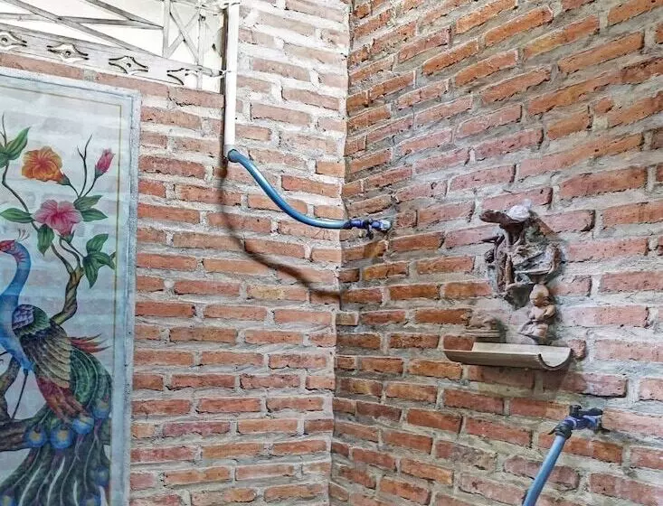 Hotelli Oyo Homes 90948 Desa Wisata Kampung Majapahit