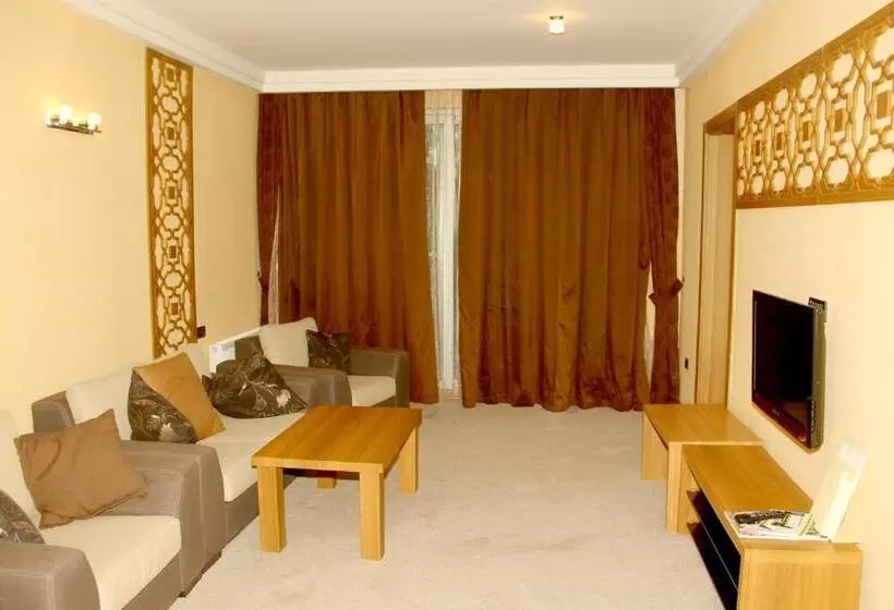 هتل Sheki Olimp Villa