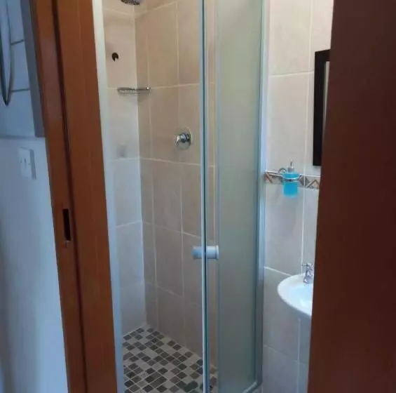 پانسیون Fabulous Rest Inn