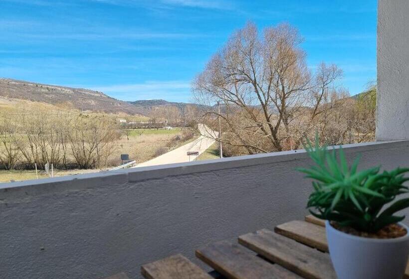 پانسیون Ncantadarooms