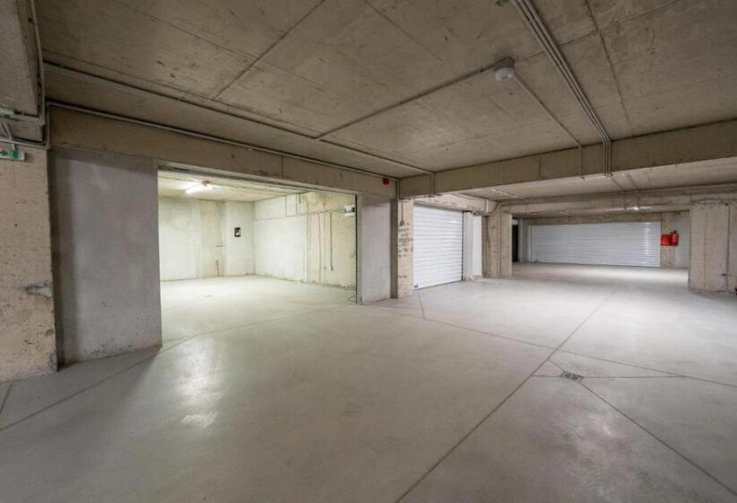 Wow Studios For Rent   Bul Montevideo 25a   B