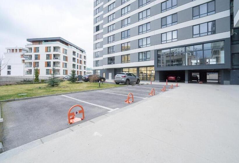 Wow Studios For Rent   Bul Montevideo 25a   B