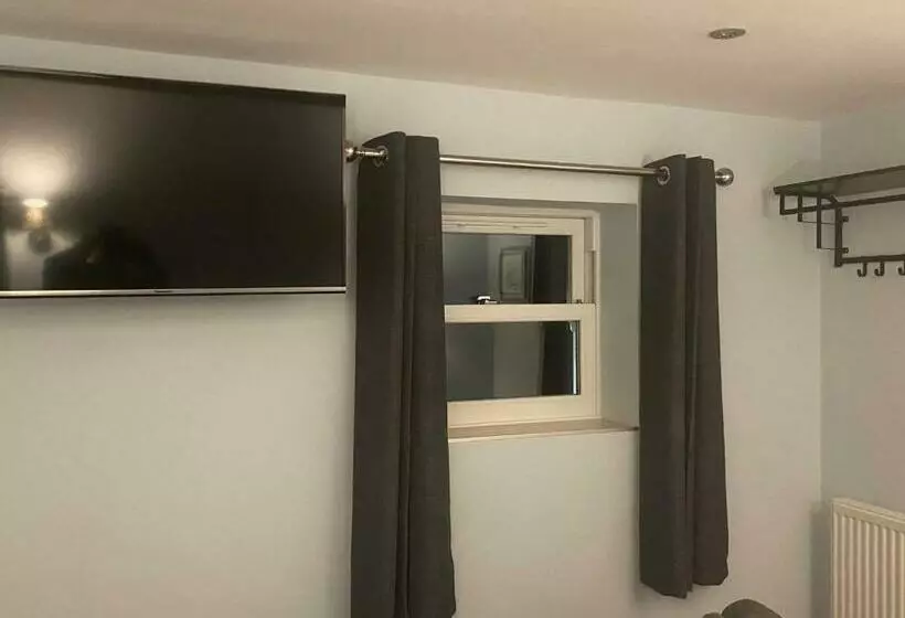 Hotel Comus Inn