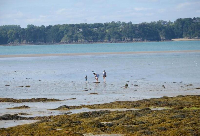 Pensionat Bleu Outremer