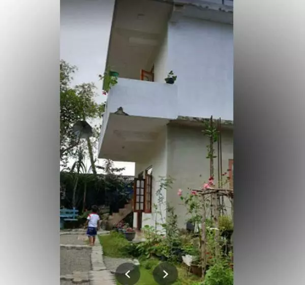 Majatalo Dinu Homestay