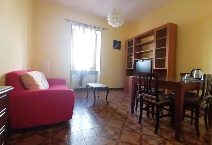 Majatalo Due Finestre Sul Cortile