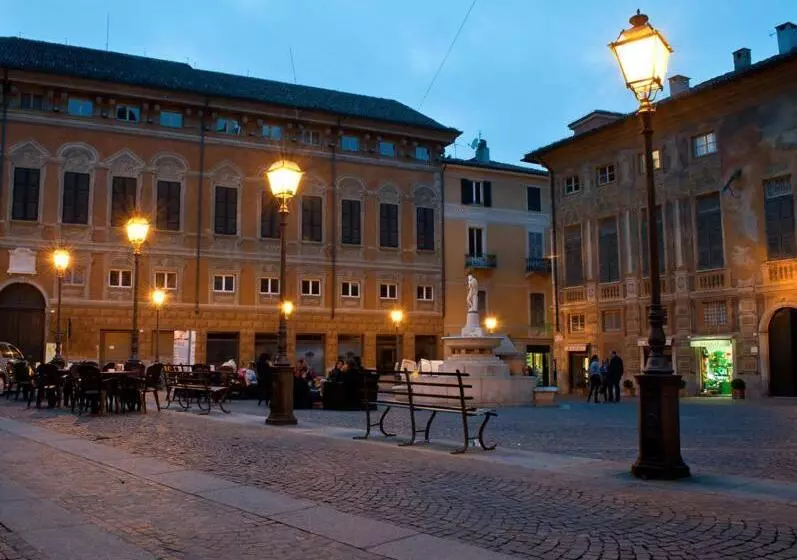 Majatalo Due Finestre Sul Cortile