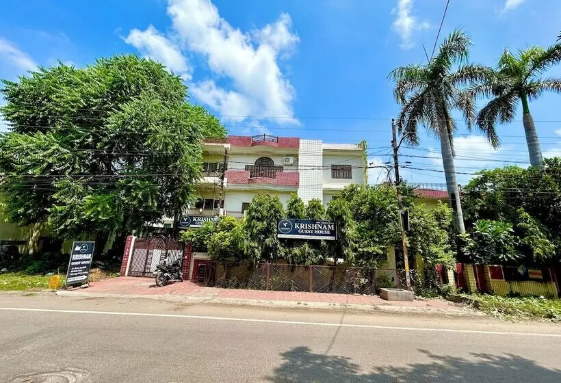 Majatalo Krishnam Guest House