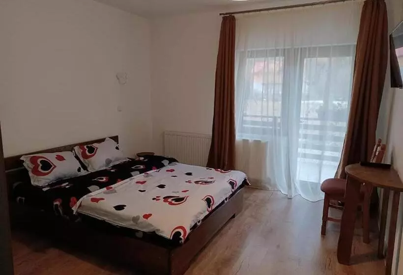 Pensiunea Vinatur